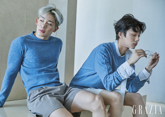 Monstar X Wonho and Hyung Won showed off their extraordinary chemistry.Monstar Xs Wonho and Hyungwon took a unit-by-unit picture ahead of their second full-length album comeback.A week before their comeback, they stood in front of the camera of the fashion magazine Grazia, enjoying the quiet afternoon sunshine and creating photogenic images. Those who removed the sexy or intense existing images and showed off the lyrical moods youthful beauty, perfected pastel-toned costumes.Hyung-won, who showed a lot of anticipation for the title song Alligator, strongly expressed confidence in the performance that had not been done before.Wonho also did not hide his joy in his work with Steve Aoki, who made a connection through this album.Lee Sim-Sim Talk, which was interviewed by GraGorizia, was surprised by the 99% synchro rate.sulphur-su-yeon