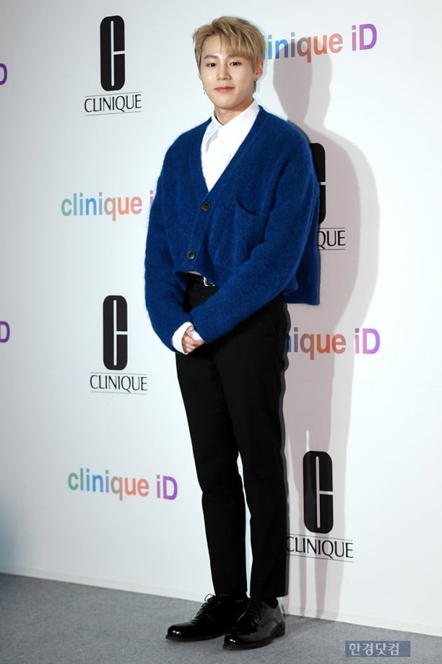 <p>The former group Wanna One Ha Sung-woon, this 26 afternoon, the Seoul Seongsu-dong in the factory in the open beauty brand Clinique Clinique ID launching ceremony attended photo time.</p>