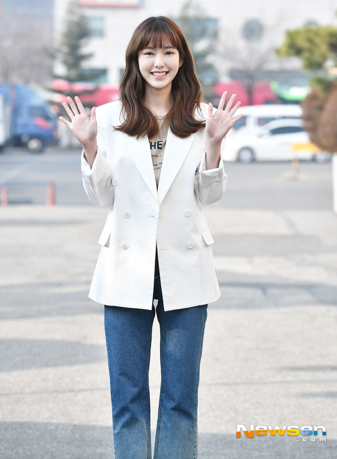 KBS 2TV Happy Together Season 4 recording was held at the KBS annex in Yeouido-dong, Yeongdeungpo-gu, Seoul on the morning of March 2.On this day, Jung Jae-soon, Lim Ye-jin, Lee Hye-sook, Yui, Na Hye-mi and Park Sung-hoon attended.Lee Jae-ha