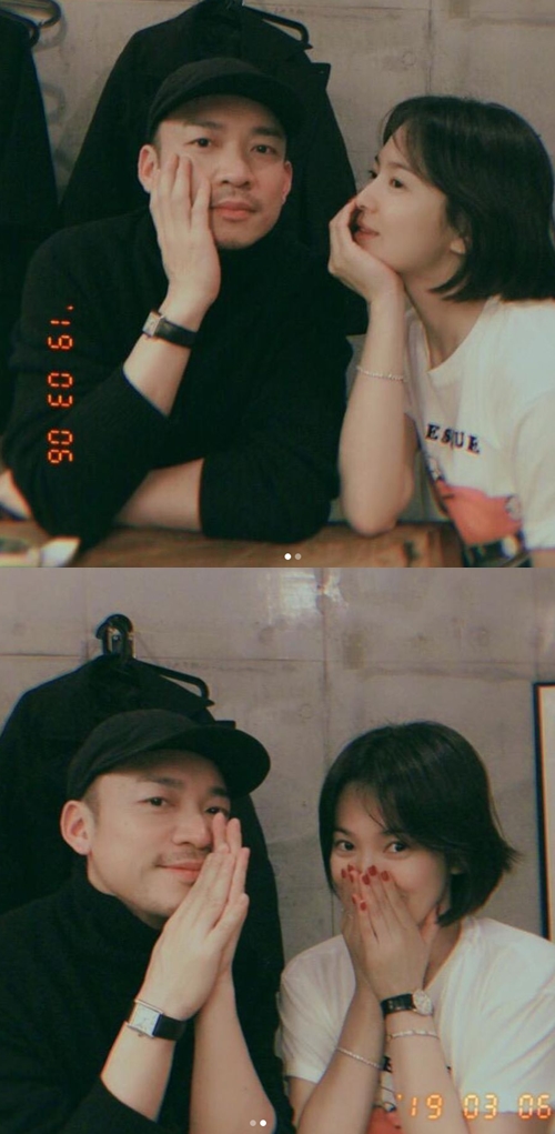 Actor Song Hye-kyo showed off her innocence.Song Hye-kyo posted a picture on his Instagram on the 7th with an article entitled Working with youke on his Instagram.Japan makeup artist Yusuke Saeki also posted a picture of himself on his SNS with Song Hye-kyo.In the public photos, there are pictures of Song Hye-kyo and Yusuke who are taking a friendly pose.Song Hye-kyos look captivates the eye as she shows off her innocent beautiful looks with her bob hair.On the other hand, Song Hye-kyo played the role of Cha Soo-hyun in the TVN drama Boyfriend which last January.Photo le Song Hye-kyo, Yusuke Instagram
