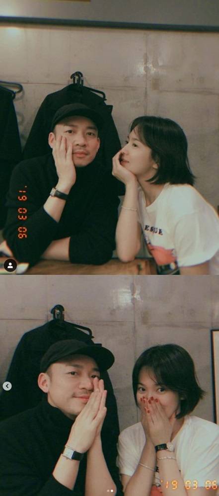Actor Song Hye-kyo showed off her beauty and revealed her current situation.On the 7th, Song Hye-kyo posted a picture on his instagram with an article entitled Working with yousuke.Song Hye-kyo in the public photo sits in a friendly pose with artist Yusuke Saeki, especially Song Hye-kyos beauty, which is flawless despite being a face without a toilet, catches the eye.On the other hand, Song Hye-kyo has performed in the TVN drama Boyfriend which last month.
