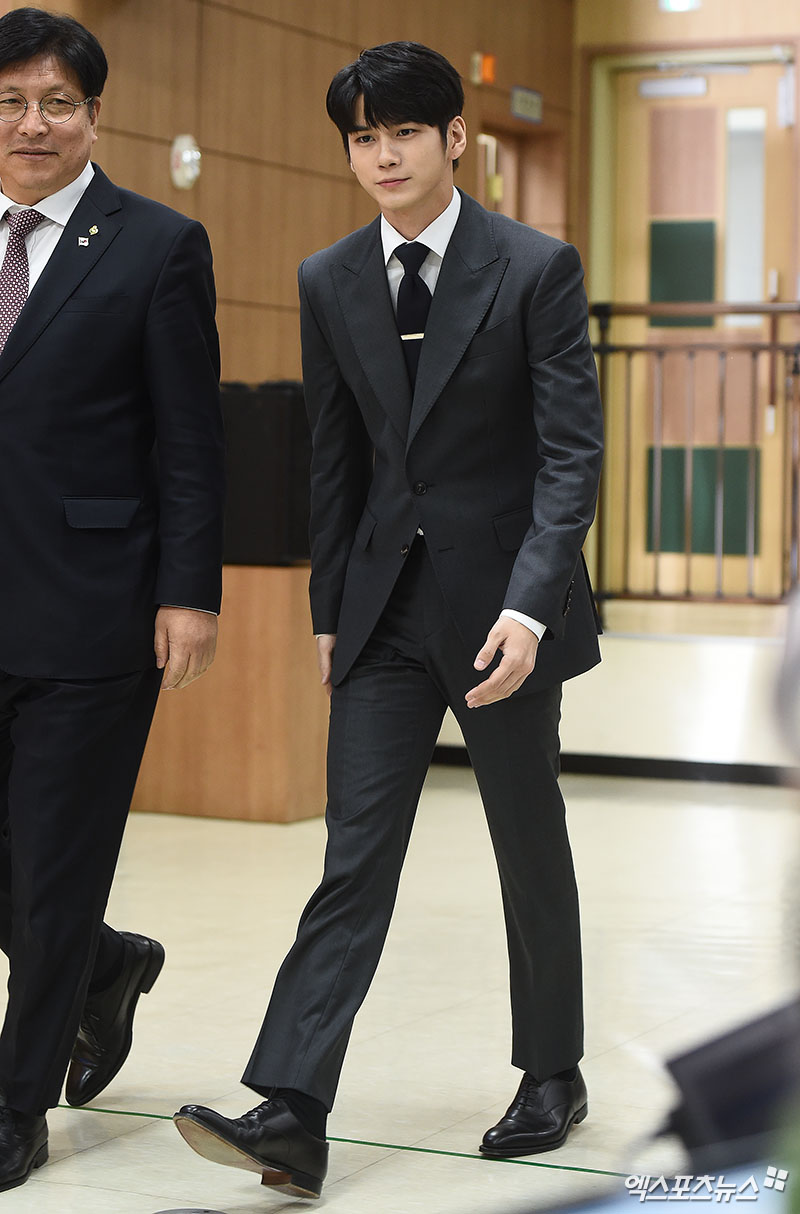 Singer and actor Ong Sung-woo attended the 2019 Incheon Seoul Metropolitan Office of Education Promotion Ambassador ceremony held at the Incheon Seoul Metropolitan Office of Education on the morning of the 7th.