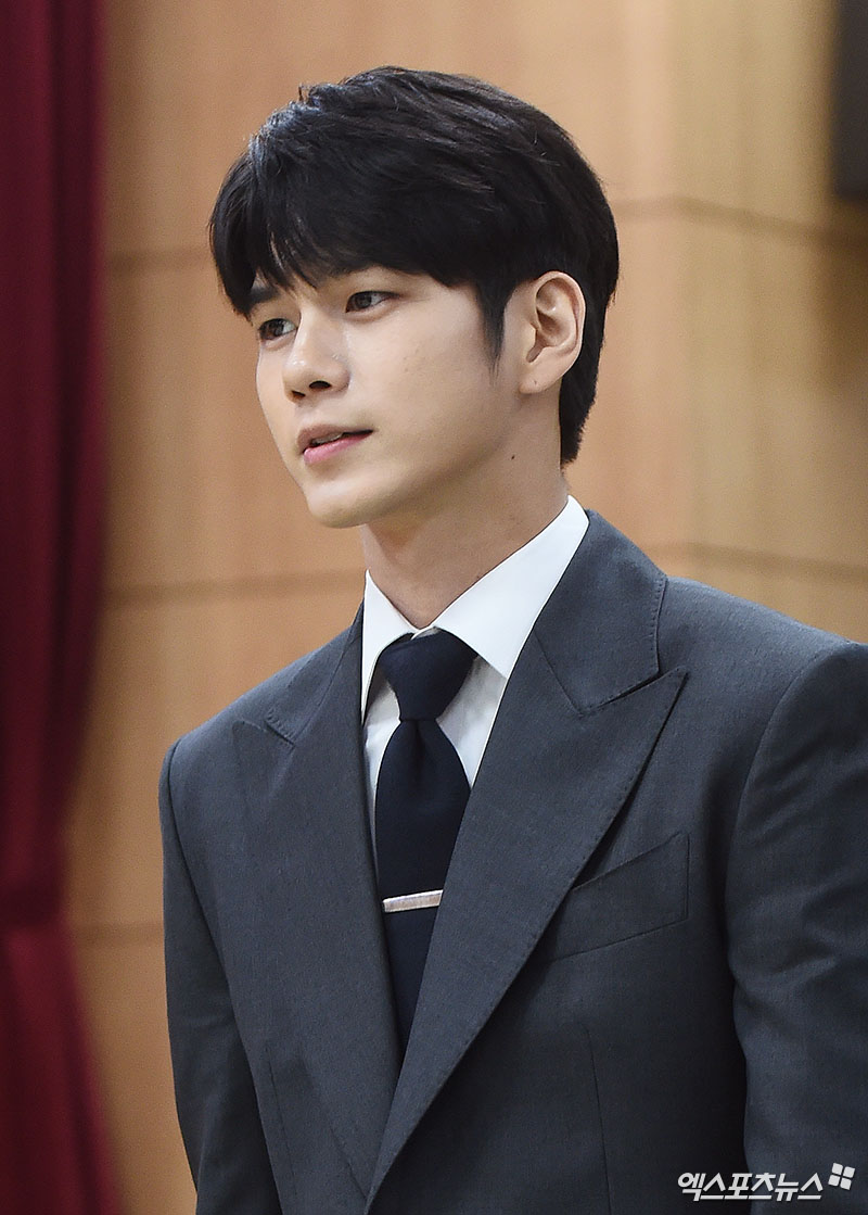 Singer and actor Ong Sung-woo attended the 2019 Incheon Seoul Metropolitan Office of Education Promotion Ambassador ceremony held at the Incheon Seoul Metropolitan Office of Education on the morning of the 7th.