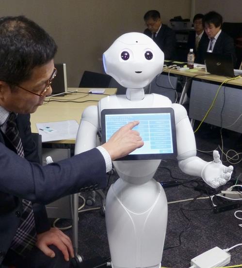 일본에서 개발된 진료지원 인공지능 로봇