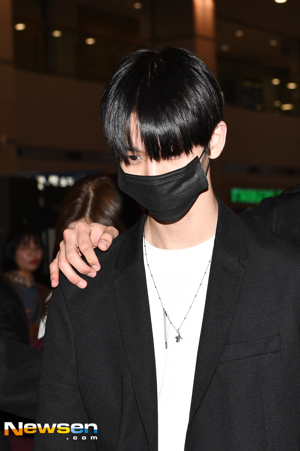 <p>Wanna One(WANNAONE) a former member Bae Jin Young, this 3-November 10 Afternoon, Incheon, Jung-operation in Incheon International Airport through the photo shoot and Entrance.</p>