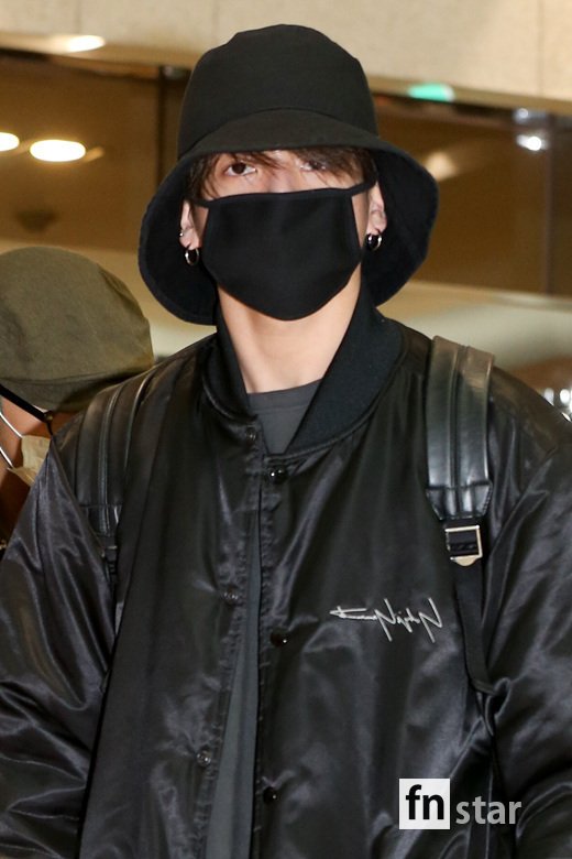<p>Group BTS this of 19 PM World Tour to participate in the Charter flight into Gimpo International Airport, via Hong Kong into China.</p><p>※ Copyright ⓒ</p>
