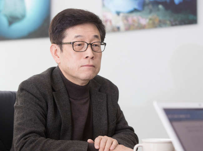 장재연 아주대 교수는 30년 넘게 미세먼지 연구를 해온 전문가다. [지호영 기자]