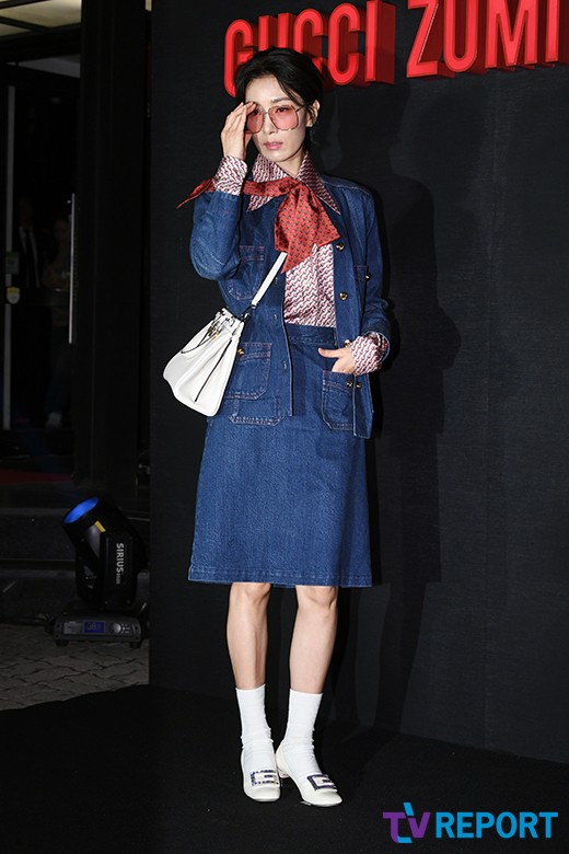 Actor Kim Seo-hyung attended the fashion brand launch event held at a jazz bar in Cheongdam-dong, Gangnam-gu, Seoul on the afternoon of the 21st.