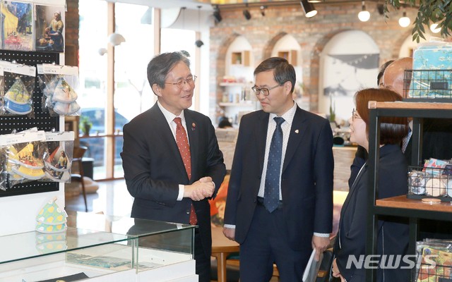 씨엠에이글로벌 이미지
