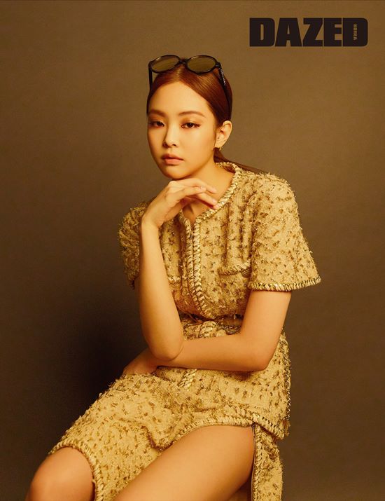 A beautiful visual of group BLACKPINK Jenny Kim has been unveiled.Jenny Kim revealed her elegance through a picture with Korea, a Pat Girl magazine released on the 22nd.He attracted my attention by completely digesting his own style through this picture with a luxury brand.Jenny Kim got the nickname Human Chanel on SNS because she was well with the brand.Jenny Kim laughed shamefully this time and said, Chanel is a brand I usually dream of.I thought I could work with him once, but it became a reality. I am happy and happy. Jenny Kim, who is about to come back with the BLACKPINK complete, finally said, I want to prepare hard and show you quickly.Meanwhile, Jenny Kims interviews and pictures will be released in the April issue of Days Korea.Photo: Daysd