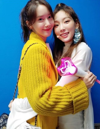 Im Yoon-ah, who was active as a group girl, visited Taeyeons concert.Im Yoon-ah posted a picture of Taieons concert hall with his article I am not so good and good on his SNS on the 24th.In addition, Im Yoon-ah also released another photo of Taeyeon.Taeyeon held an encore concert Apostropy S...One Taeyeon Concert (s...one TAEYEON CONCERT) at Jamsil Indoor Gymnasium in Seoul on the 23rd and 24th.Taeyeon also performed the stage of the new songs Four Seasons and Blue at the concert.On the other hand, Im Yoon-ah appeared on SBS Ugly Our Little broadcast on the 24th.Photo: Im Yoon-ah Instagram