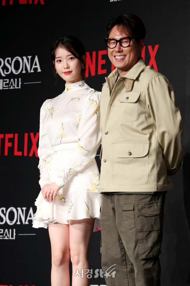 Persona is an original series consisting of four short films, directed by Lee Kyung-mi, Lim Pil-sung, Jeon Go-un and Kim Jong-kwan, who released Persona IU (Lee Ji-eun) with different eyes.The first work of Mystic Story, Persona, which is headed by singer Yoon Jong Shin, who has been constantly talking about his affection for movies as well as music, will be shown on Netflix.?Opens on April 5th at Netflix.