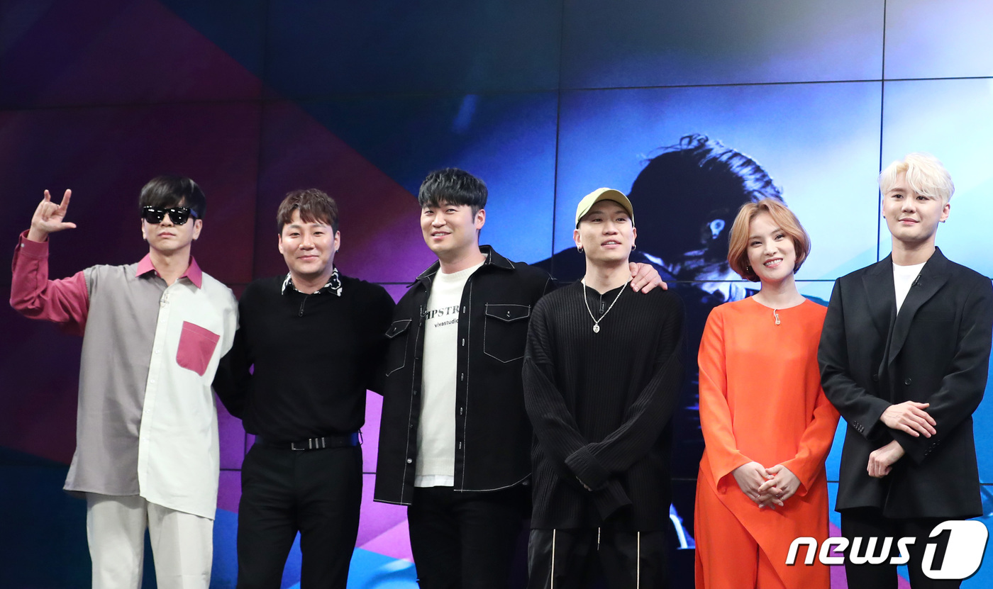 스포트라이트 이미지