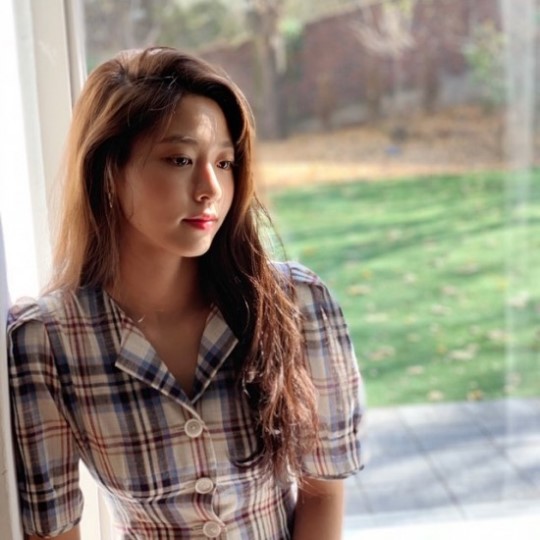 On the 2nd, Seolhyun posted a picture with his article Fighting on Tuesday through his instagram.In the open photo, Seolhyun is sitting in a checkered dress, staring out into the distance, his long wave hair making his innocence stand out.Meanwhile, Seolhyun confirmed the appearance of JTBCs new drama My Country.