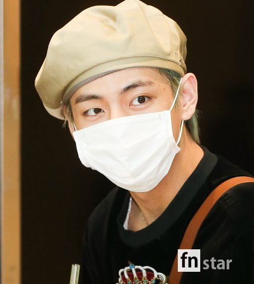 Group BTS departed for Bangkok, Thailand on a chartered flight through Gimpo International Airport to attend the World Tour BTS World Tour LOVE YOURSELF on the afternoon of the 5th.
