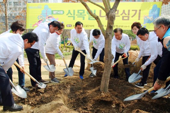 별내리는숲 이미지