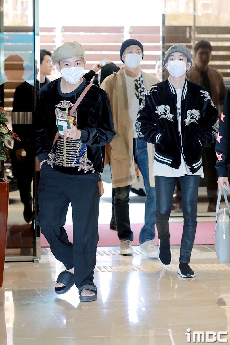 The idol group BTS departed for Thailand through Gimpo Airport on the afternoon of the 5th.iMBC Photo