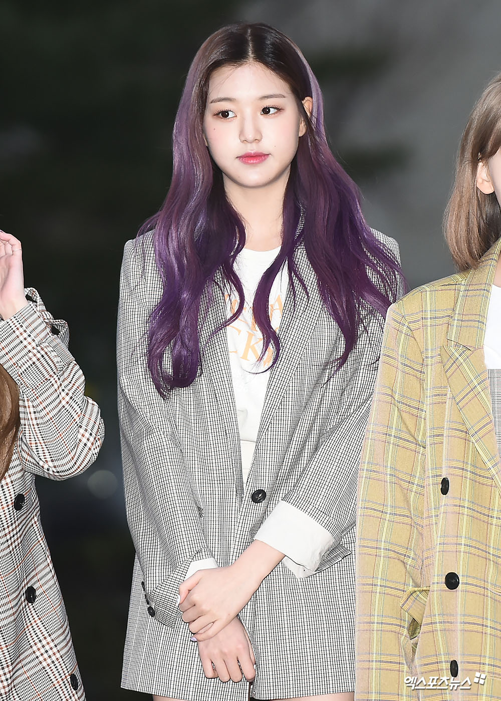 IZ*ONE Jang Won-young, who attended the rehearsal of KBS 2TV Music Bank held at the KBS New Hall in Yeouido-dong, Seoul on the 5th, has a photo time on his way to work.The purple fairy.Angel smiles to light up the morning.If youre so cute, youre foul!The Undeniable Heart.The youngest giant of IZ*ONE.