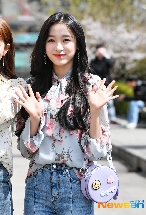 KBS 2TV Hello recording was held at KBS annex in Yeouido-dong, Yeongdeungpo-gu, Seoul on April 7th.Guests on the day included Gwang-hee, Lee Seok-hoon (sg Wannabe), Oh Jung-yeon, April (Na-eun, JinSoul).Lee Jae-ha