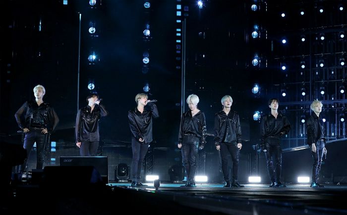 BTS, which opened the stage with Idol (IDOL) on the day, showed a series of units and solo stages including Full stage, The Unforgettable Heart and Tear, which featured colorful dances such as DNA and Mike Drop remix versions.Big Hit Entertainment said, BTS has set up a total of 30 songs, and fans have been enthusiastic about singing all songs in Korean.BTS will finish the tour of Love Your Self in four Asian regions after the performance held at the same place on the 7th.According to his agency, the tour, which started in Taiwan last December and led to Singapore, Hong Kong and Thailand, was held with a total of 250,000 people (9 performances in total).Regarding this, the members said, I sincerely thank you Ami (fan club) who welcomed and welcomed us since I debuted six years ago and performed my first performance.I have gained a lot of happy memories and energy because you enjoyed it together like a festival. I will repay you with a new album and a good stage so that you can repay the interest and love you have shown.Meanwhile, BTS will release and return to their new album Map of the Soul: Persona (MAP OF THE SOUL: PERSONA) on the 12th.