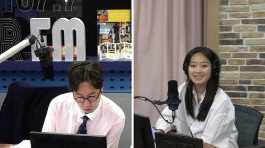 Joo Si-eun, a SBS announcer, showed his desire to appear in an entertainment program.On the corner of Worker Exploration Life on SBS radio Kim Young-chuls Power FM broadcast on the morning of the 9th, Silmon Fairy announcer Joo Si-eun appeared as a guest.When a listener asked, Do you have a program you want to appear in?, Joo Si-eun said, I did not go to the entertainment side.Why dont you go to the entertainment program at the company (SBS) once?We are going to stab the alley restaurant, the Running Man, the miusae, and the law of the jungle.If you do too much, youll be leaving the Power FM, said DJ Kim Young-chul, no, just do two things. Promise me that youll continue the Power FM.Kim Young-chul asked, If you listen to SBS entertainment PDs, please cast a announcer.