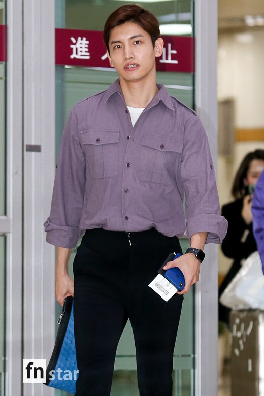Group TVXQ arrived at Gimpo International Airport after finishing a fan meeting in Japan on the afternoon of the 11th.