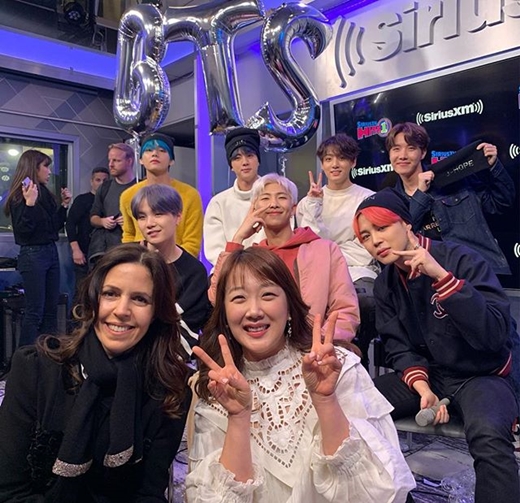 Actor Seo Min-jung told me how he met with the group BTS.Seo Min-jung posted a picture of him with BTS on Instagram on the 12th and wrote, The image of trembling too much remains in the picture.In fact, Seo Min-jung in the photo poses V by BTS members and can not hide his shy expression.Seo Min-jung played an interpreter on the popular radio program of United States of America, which featured BTS on the day; the accredited photo.Seo Min-jung said, When BTS people asked me if I knew you at the broadcasting station, I said, I have not been broadcasting for too long and I will never know because I am older than them. As soon as you come, I saw BTS people on TV.I almost cried, he said with a thrill.BTS made a comeback around the world with a new song Poetry for Small Things.▲ hereinafter Seo Min-jung specializing in Instagram.The image of the trembling remains in the picture...My rustic face # BTS # BTS After the release of the new album, I woke up at 3:30 am for the live broadcast at 7:00 pm on the first broadcast # Sirius Axem, and Yejin prepared to go to school and arrived through the darkness ...I also asked if I would stop by on the first debut of United States of America ... two days ago on the radio and let me into the studio ...When the BTS asked me if I knew you, I said I was too old and I was older than them, so I would never know. As soon as you came, you said you were a fan...I saw BTS people who were full of consideration on TV when I was in junior high school...Even though everyone is a world star who is prepared and excited to have BTS, he has been so hard to finish broadcasting. He has been greeting me and greeted me. I am impressed by the confident, dignified but innocent and humble appearance. # Boywithluv Lots of love to many people #Jimin #RM #V #Jungkook #Jin #Suga