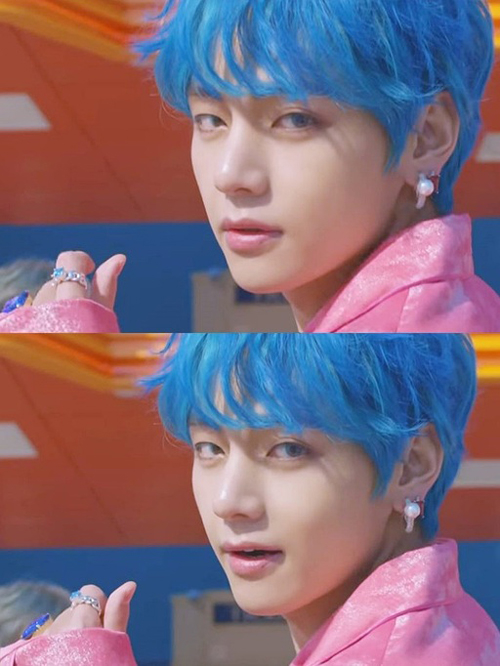 On the 11th, BTS released the second teaser video of the title song Boy With Luv for Small Things.As soon as the teaser was released, the ending scene decorated by BTS BUY captivated fans all over the worldIn a pink costume against Blue Hair, Büs solo Close-Up shot, which looked at the camera with a slight shoulder shake, drove the fans into a crucible of enthusiasm at a moment.After the video release, GIPHY, one of the worlds largest GIF platforms, made BUs Close-Up shot into GIF and added that I almost died in the eyes of Tae-hyung and expressed the global wave that BUs single shot brought.In addition, Metro of the United Kingdom introduced the teaser video of BTS in detail and praised Short but sweet teaser video is finished with Blue Hairs buff staring at the camera, and he melted our hearts.The 65-year-old English-language newspaper KoreaTimes, published in more than 160 countries around the world, said that BTS members Vandsomeness article, By the Boy with Luv teaser, and Bhus brilliant charm is being talked among Korean media.Bue made an impressive Close-Up video, which was enough to lose the entire remaining 28-second clip.The impression shared by YouTubes numerous reaction videos is not much different. He praised the aspiration of the unique moment.The enthusiastic response to the teaser video continued to China, India and Vietnam, and in Weibo, the search term Looking back Kim Tae-hyung appeared in the real search, and India Times of India said, Bue decorated the ending of the teaser with a dreamy eye.In particular, Aone of Vietnam expressed surprise at the enthusiastic reaction focused on Bhu, saying, The 2-second teaser ending of Bhu, the fans panicked, The teaser video that exceeded 11 million views in 12 hours, was filled with comments about Bhus ultra-powerful visuals that occupied the spotlight.When he appeared on NBCs Americas Got Talent last year, Bhu was selected as the most talked-about scene by Yahoo.com in the United States by a first-second video that smiles with a breathless breath toward the audience after the performance.