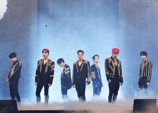 Its hotter on stage: Idol group seniors and juniors led a spectacular performance at Olympic Park.New East held its solo concert 2019 NUEST CONCERT Segno IN SEOUL at the KSPO DOME (Olympic Gymnastics Stadium) in Seoul from the 12th to the 14th.It was a complete concert in six years and met with about 36,000 fans.It took me eight years to perform at this big venue, New East said. Thank you for being on this stage I dreamed of.I think youve made the dream that we can see more clearly. I want to spend my life together. Ill make sure it happens.Super Junior-D&E held SUPER JUNIOR-D&E CONCERT THE D&E at the Olympic Hall in Seoul Olympic Park on the 13th and 14th.It was a performance that combined stage production, performance, and talks. The two performances attracted more than 7,000 audiences and appealed to the charm of Super Junior-D & E.I heard tension and excitement at the same time because it was the first solo concert in Korea, but you were so good at responding that I was able to entertain the stage.I am very grateful and will continue to work hard.Monstar X led the 2019 MONSTAR X WORLD TOUR WE ARE HERE IN SEOUL at the SK Olympic Handball Stadium in Seoul Olympic Park on the 13th and 14th.Monstar X, which has held three consecutive world tours, announced its start in Seoul.Monstar X said, I can convey happiness to my fans and I feel happy because of it, so I feel grateful for my job as a Singer.I am so grateful for the courage and passion that we will never give up, and I hope that the fans will take our strength as we have been empowered. 
