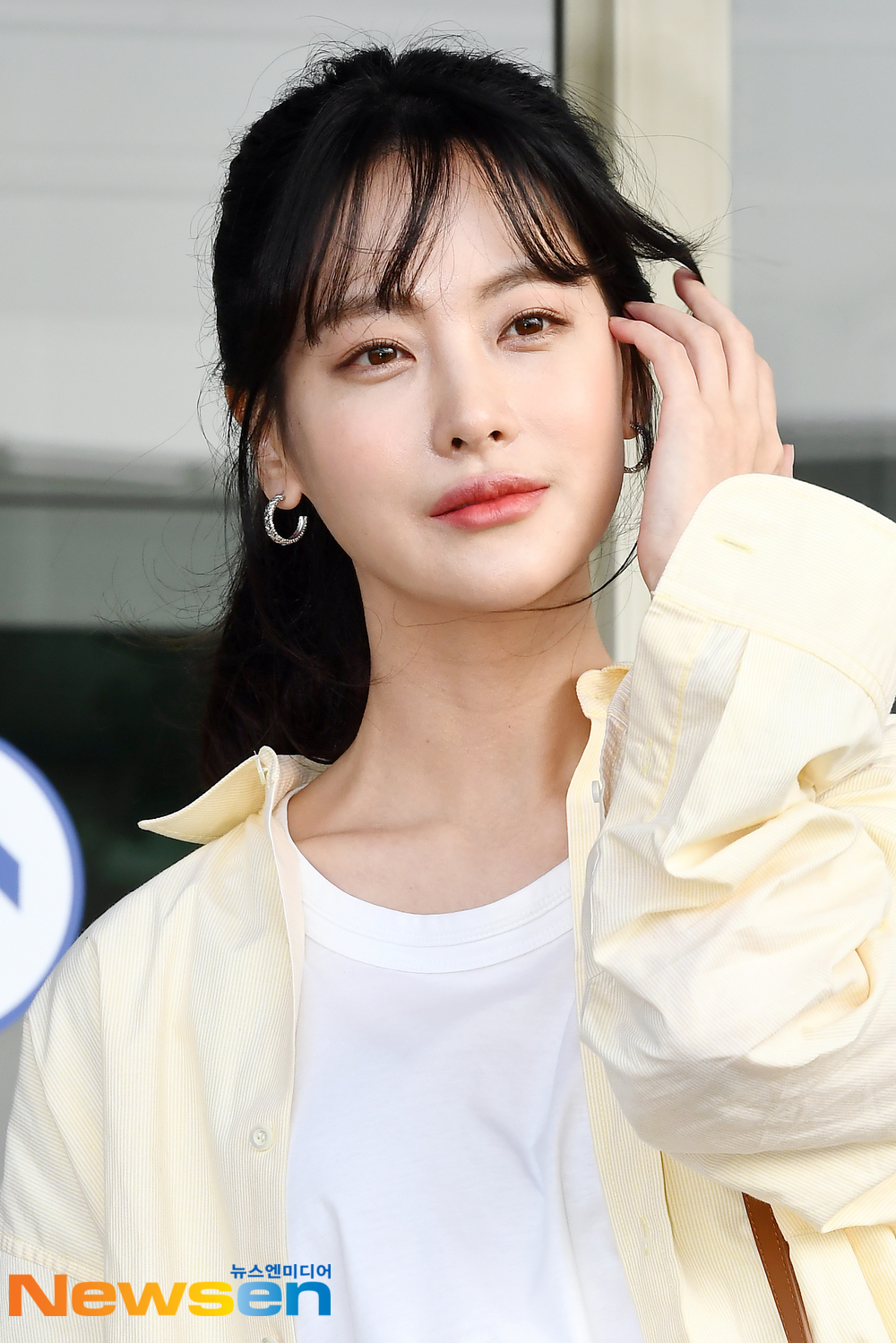 <p>Actress Oh Yeon-seo 4 October 16 afternoon, Incheon, Jung-operation in Incheon International Airport through a magazine photo shoot car to Phuket Departure.</p><p>Actress Oh Yeon-seo Airport fashion, and Phuket Departure.</p>