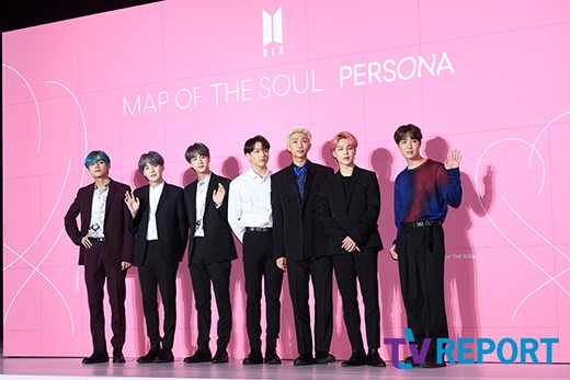 Group BTS (BTS) expressed gratitude for the activities of the K-pop seniors who were ahead, and showed a more active attitude toward the future.BTS said, It is not suddenly in position to pioneer the way now.Its actually a lot of pressure, so were trying to focus on music and the stage as our main job, he said.I think I was able to work harder because the fans cheered me on the side. Asked about BTS next goal, he said, I have achieved the Billboards Top 10, Grammy attendance, and AT & T Stadium tour.Performance and goals are important, but it is important for our music to make fans happy. This album is designed to enjoy with fans.If we can enjoy it with our fans, the biggest goal has been achieved. But Suga, a member who has made his debut by mentioning goals such as Billboards Top 10, Grammy attendance, AT & T Stadium tour.Suga said, I am really burdened. I have to say well. Of course, there are many things I want to think about.But he said he was doing well on the tour right now and was nominated for two Billboards Music Awards, and I want to win a prize for one of them. Were starting our new album today, and were going to do a good job, BTS said.