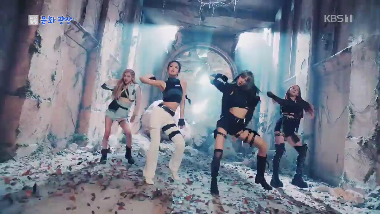 If BTS is the representative boy group of Kpop, BLACKPINK is a great girl group.BLACKPINKs new song released earlier this month hit the record high on the United States of America Billboard charts among all K-pop girl groups.BLACKPINKs new album Kill Dis Love was evenly named on the Billboard chart released on the 16th local time.Kill Dis Love ranked 41st in the single chart Hot 100 and 24th in the album chart Billboard 200.This is beyond the single and album chart record that BLACKPINK set as a mini album Square Up last year.The music video, which was released on the 5th, exceeded 200 million views on YouTube on the evening of the 16th, 18 hours after the announcement.In the meantime, BLACKPINK will start local activities such as North American tour and CBS broadcast starting this week in Los Angeles.