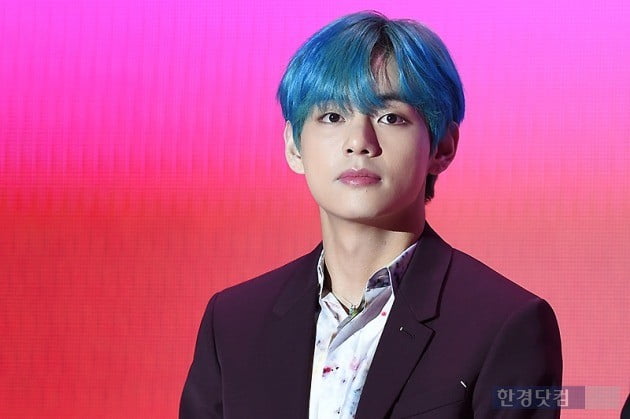 BTS (BTS) Bues warm speech is once again touching.BTS will host this years United States of America and the AT&T Stadium Tour Love Yourself: Speak Yourself (LOVE YOULSELF: SPEAK YOURSELF) in Europe.United States of America Los Angeles Rose Bowl AT & T Stadium, May 11, Chicago Soldier Field, May 18, MetLife AT & T Stadium, New Jersey, June 1 and 2, London, London, London, AT & T Stadium, June 7, France Paris Stade de France.In particular, Wembley AT & T Stadium boasts a 90,000-seat capacity as a holy place for British sports and popular culture.BTS originally planned only Haru performances here, but confirmed the additional performance on the 2nd day with the fans support.Asked about his feelings for selling out all two-day performances at Wembley AT & T Stadium, Vu said, I am so grateful.Not only Wembley but also AT & T Stadium is where we pledged to see the stage.I heard that many AT & T Stadiums were sold out. I want to say that I am trembling and excited, and thank you again to Ami.I will try hard to practice as many people come and show you a wonderful look. He also gave advice to his juniors who were growing up their dreams by looking at them.I would say dont just think bad or hurt about the failures or frustrations you get from practicing and trying, he said.I think that time is a way to make the stairs climb further.I think that frustration or failure will become a memory someday and later they will be a factor that can grow higher. In the attitude of the buff, who conveyed gratitude and advice warmly with sincerity, the fans were impressed by I am also very proud that I am so beautiful, I am proud to be able to say such a good word, and It is a way to melt my heart every time.