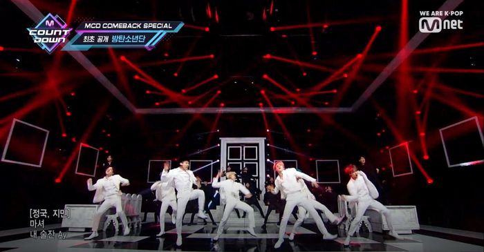 Fans reaction to the groups first comeback stage in Korea is hot.In Mnet music program M Countdown broadcasted on the 18th, BTS comeback special stage was held.On the day, BTS presented three songs: Dionysus, an Old School pop genre song, Make It Right (which he worked with world-class singer Ed Sheeran), and the title song Poetry for Small Things (Boy With Luv).The most captivating of the fans was the stage of Dionysus.The members who appeared in white suits under colorful lights overwhelmed their eyes with intense Performances.As a result of the Performance, it has thrilled fans who have a lot of strength, powerful and delicate expressive power.In addition, the members who crossed the individuality, free dance movement and sword dance were impressive.After the broadcast, various communities and SNS were popular with the Dionysus stage.Fans responded with I thought I was chewing on the stage, I was really creepy, I was fatal, I was sleeping because I was going to turn the stage of Dionysus, I was so cool, I felt like I saw the legendary stage, I felt like I saw a musical and so on.BTS comeback stage even recorded the highest ratings of M Countdown ratings since 2018.(Sbsta!