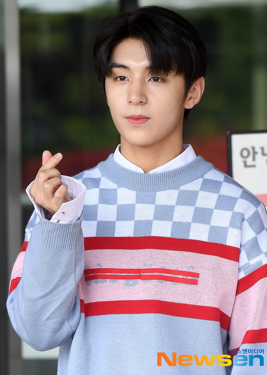 KBS 2TV Hello recording was held at KBS annex in Yeouido-dong, Yeongdeungpo-gu, Seoul on the afternoon of April 28th.Golden Child Y attended the day.Jung Yu-jin