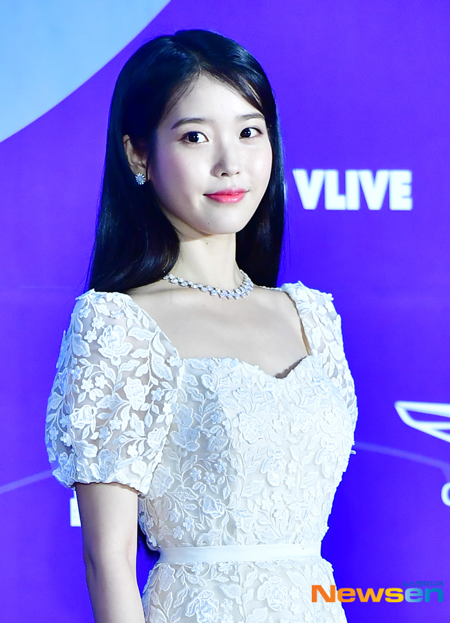 ìì´ì , ì¬ì¿µ ë¶ë¥´ë ìì´ì»¨í 'ë°±ììì ëì'[í¬í ìHD]