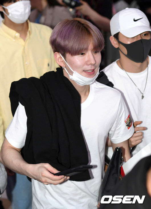 <p> 7 afternoon group Monsta Xs overseas schedule and Gimpo International Airport through the United States.</p><p>Group Monsta X Vision Arrival point on.</p>