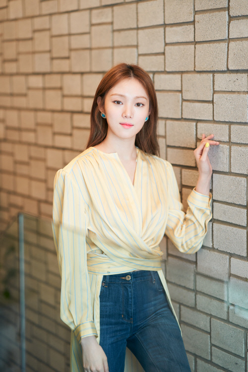 배우 이성경. 사진 | CJ엔터테인먼트 제공