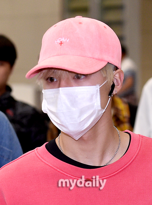 The Boyz Eric Mun arrives at Incheon International Airport after finishing his tour of Japan on the afternoon of the 13th.