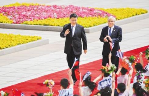 그리스 대통령 만난 시진핑 중국 국가 주석 [인민일보 화면 캡처]