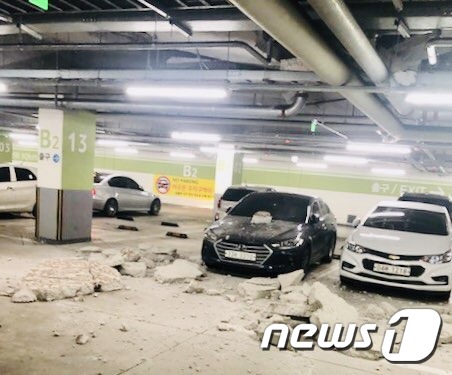 [단독] 천장 무너진 홈플러스 송도점..호반건설 부실시공 때문 | 인스티즈