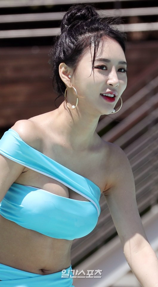 팔등신 이미지