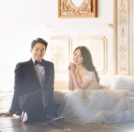 이엑스엔터테인먼트 이미지