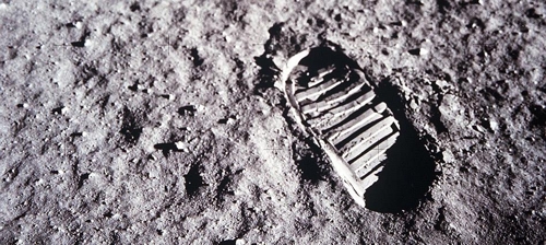 아폴로 임무 당시 달에 찍힌 우주인의 발자국 [NASA 제공]