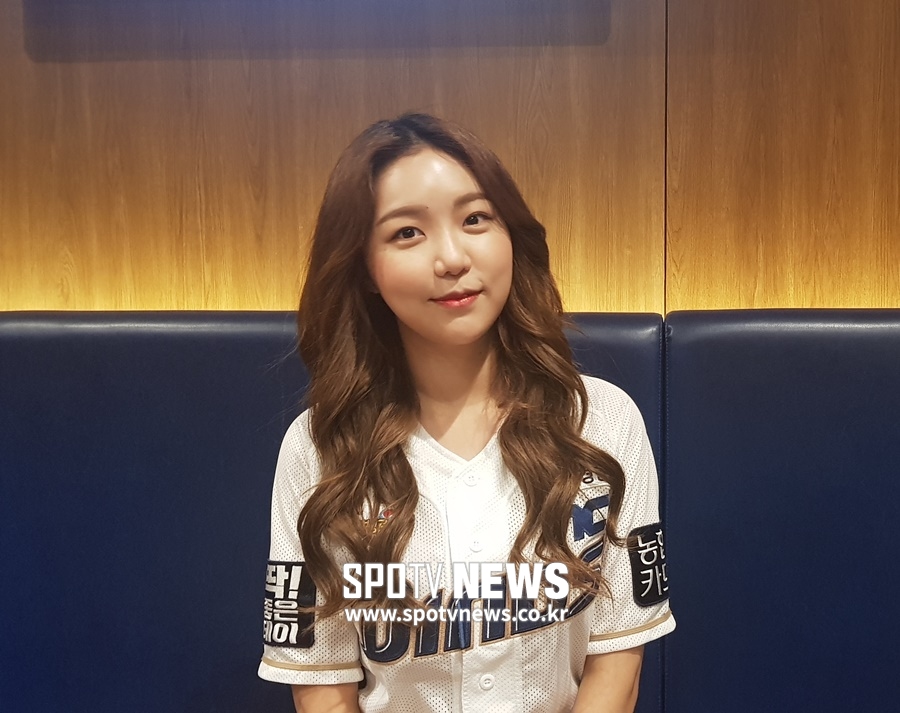 스포츠타임 톡] NC 이주희 치어리더, 그라운드 밖 '프로'의 삶