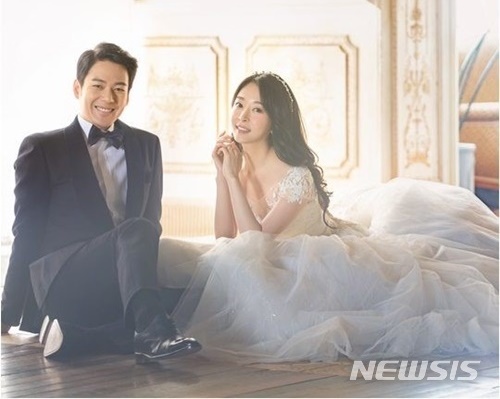 이엑스엔터테인먼트 이미지