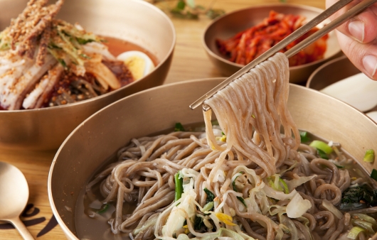 농촌국수 이미지