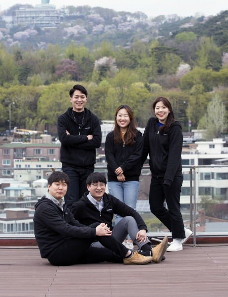 커뮤니케이션즈주 이미지