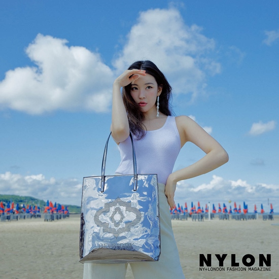 Singer Sunmi, who completed a successful world tour from Seoul to North America, Asia and Europe in February, has covered the July issue of Nylon.She has become an issue just by increasing her weight by 8kg for physical fitness ahead of the world tour, and she attracts attention with her more beautiful beauty and healthy and resilient body line.Especially, it was a photo shoot after the concert of Paris, the last destination of the world tour of the long journey, but it is the back door that led to the atmosphere of the filming scene with a bright appearance without any tiredness.During the filming, Sunmi, who received the attention of tourists from all over the world, greeted the fans and responded to them.In addition, after the filming, the interview revealed a special gratitude to the former World fans who met during the tour, saying, There is this artist in Korea.I started to do this music, perform this performance, and have this story. I started to think that I wanted to let it know. In addition, the new song that I worked on during the world tour was inspired by the Mexican tour and gave a hint that it was a different atmosphere.Sunmis pictures and interviews can be found in the July issue of nylon.Photo = nylon