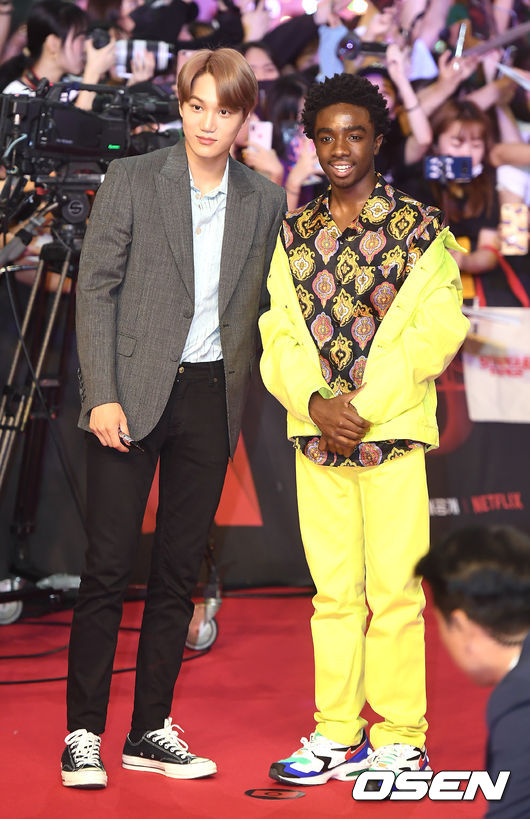 On the afternoon of the 20th, Netflix Strange Story 3 Red Carpet was held at Time Square in Yeongdeungpo-gu, Seoul.EXO Kai, actor Caleb McLaughlin, poses